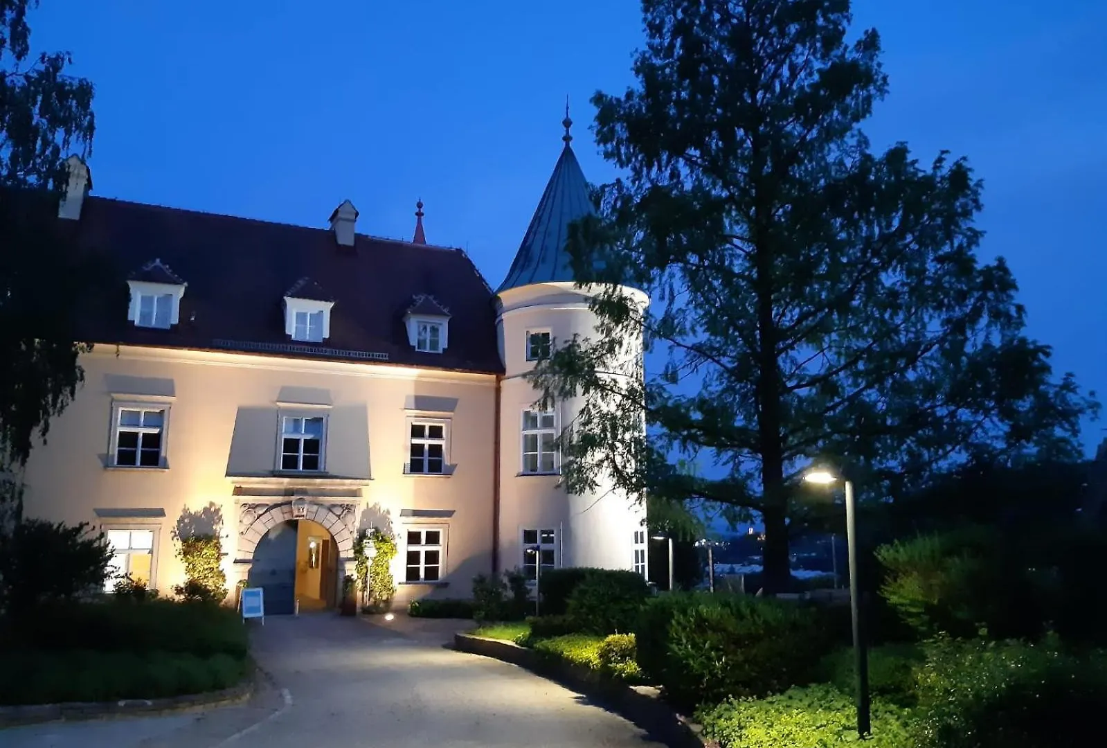 Grazblick Free Carport Parking & Self Checkin Villa Graz